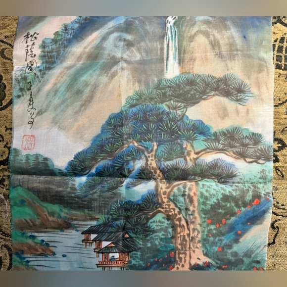 Original signed traditional Chinese Silk Painting. - Picture 5 of 9